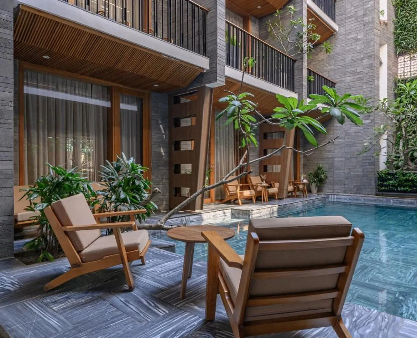 Hotel Mai'S Boutique Đà Nẵng 3*,